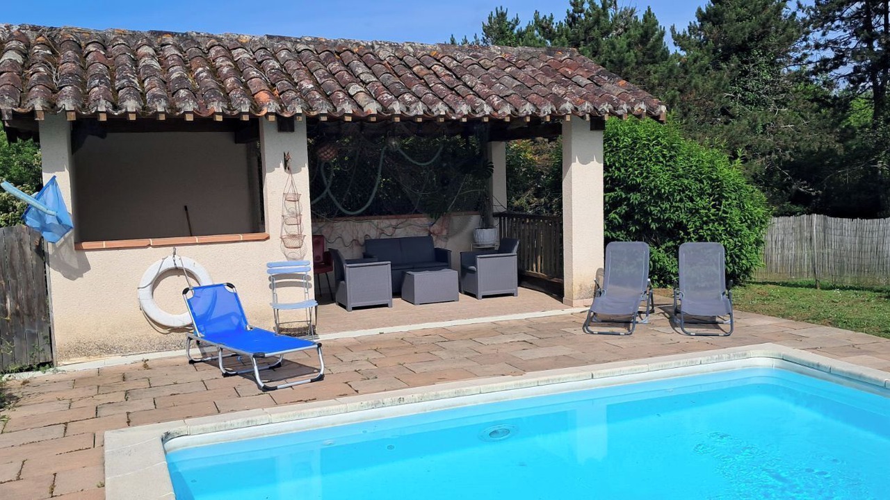 Photo of Outdoor in L'Honor-de-Cos