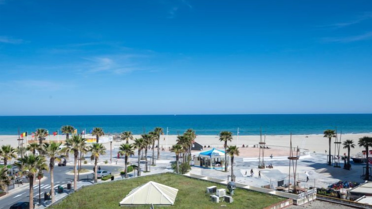 Photo of Others in La Cote Radieuse