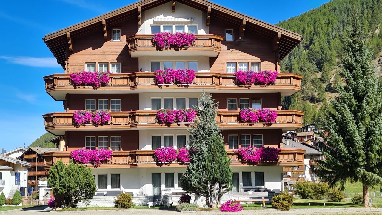 Photo of Others in Saas Grund
