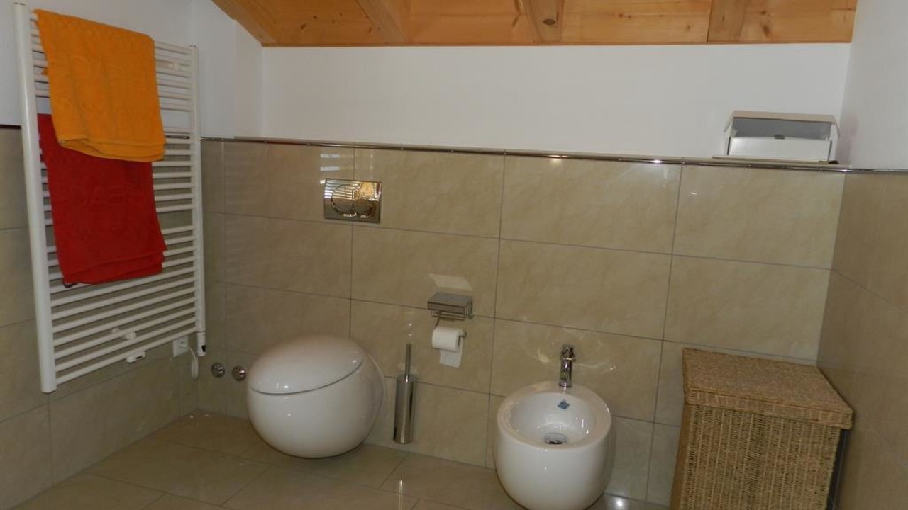 Photo of Bathroom in Zweisimmen
