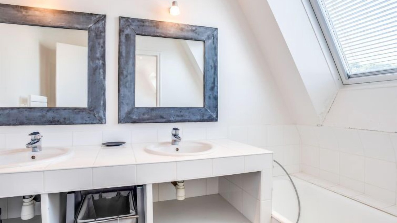 Photo of Bathroom in Carnac