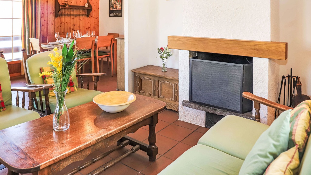 Photo of Livingroom in Saint-Pierre-de-Clages