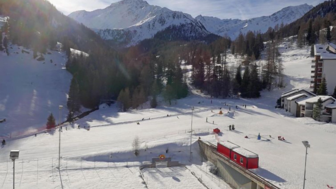 Photo of Others in Noveli