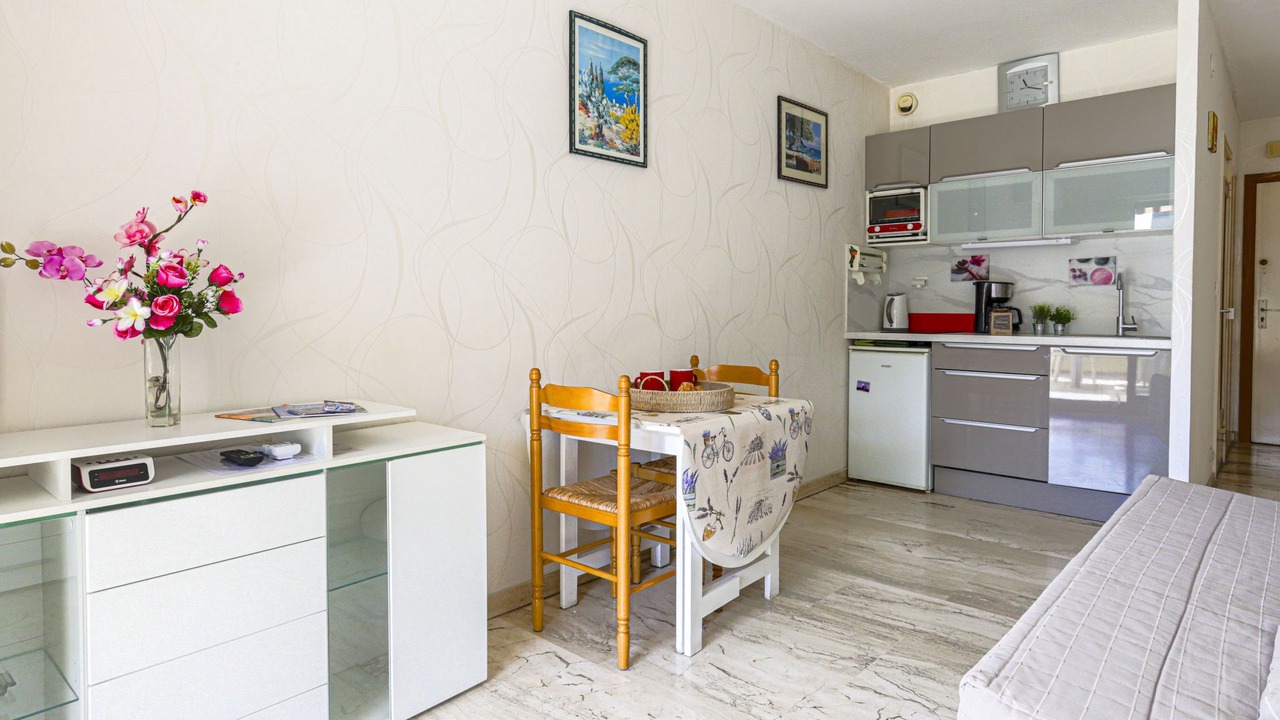 Photo of Bedroom in Fabron