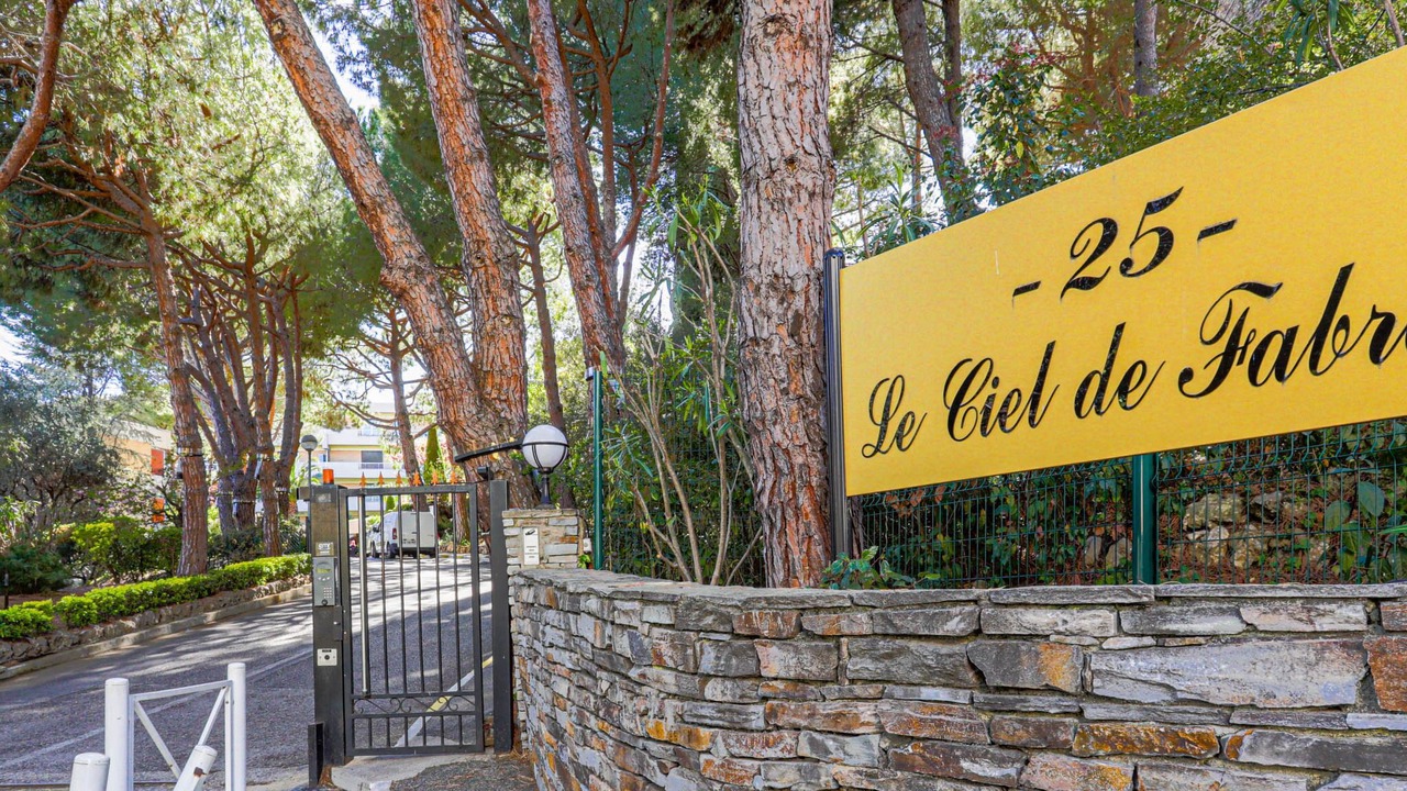 Photo of Others in Fabron