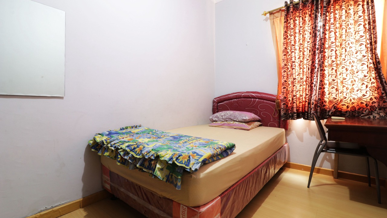 Photo of Bedroom in Chinatown