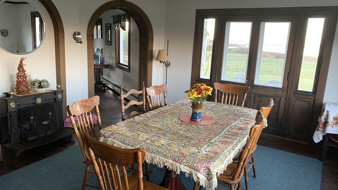 Photo of Livingroom in Little Compton