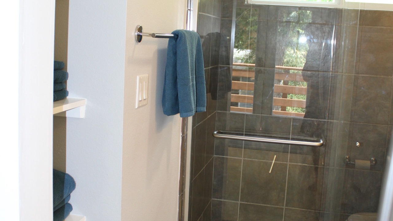 Photo of Bathroom in Cherrywood