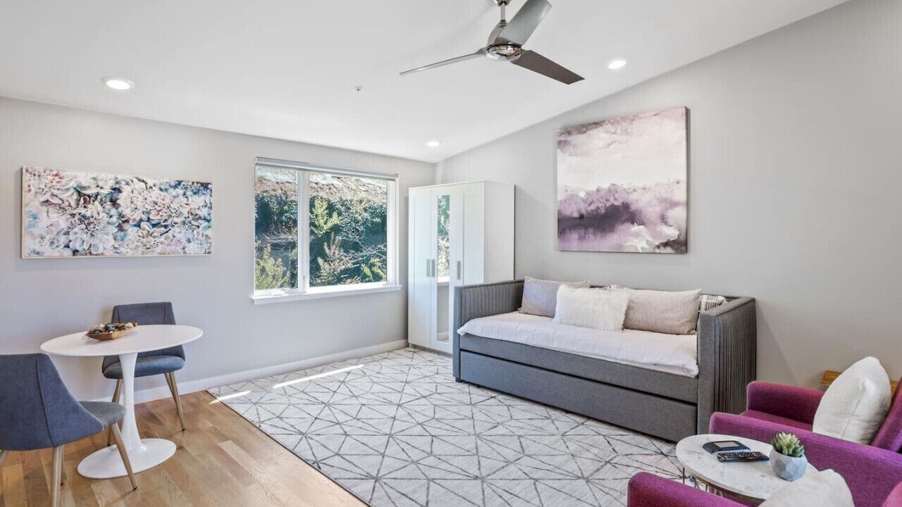 Photo of Livingroom in Asheville