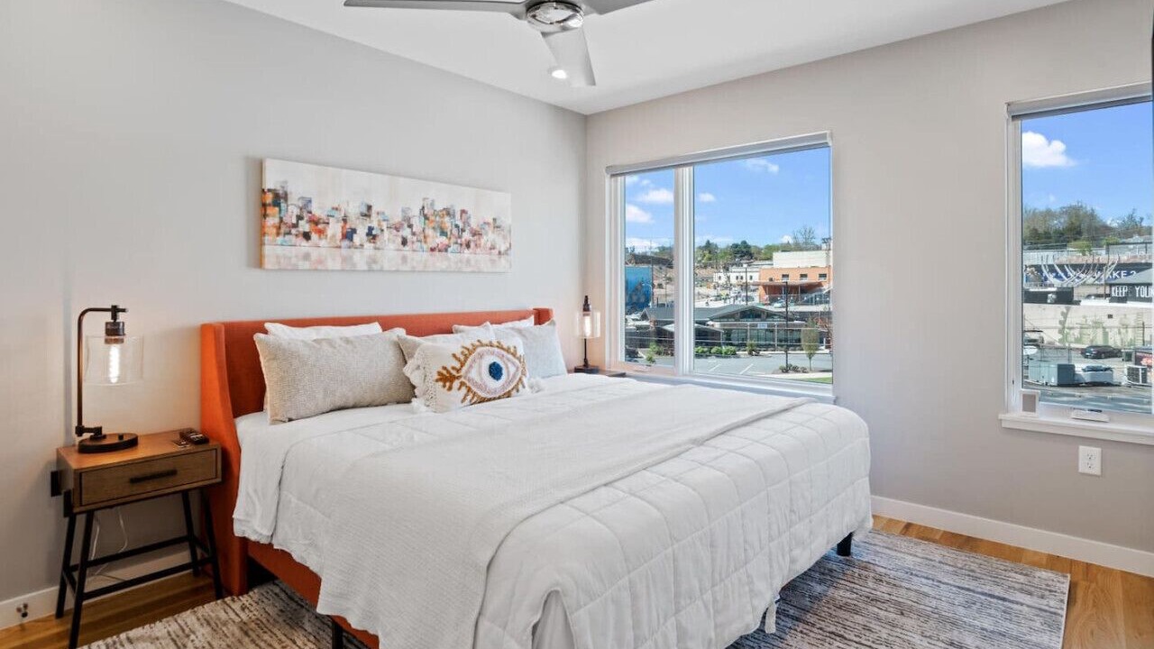 Photo of Bedroom in Asheville