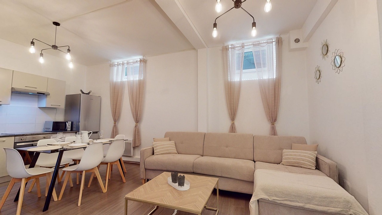 Photo of Livingroom in Poincare