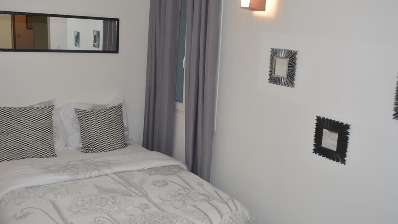 Photo of Bedroom in Chateau-Thierry