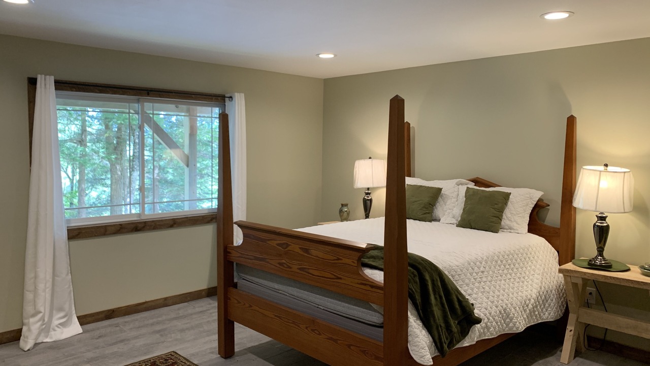 Photo of Bedroom in Oneonta