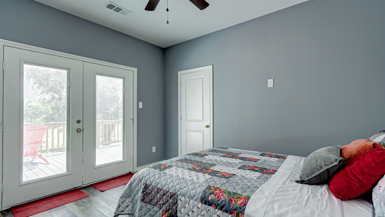 Photo of Bedroom in Texas Gulf Coast Region