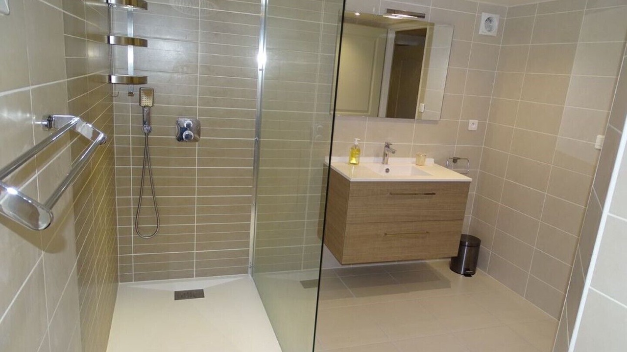 Photo of Bathroom in Montastruc