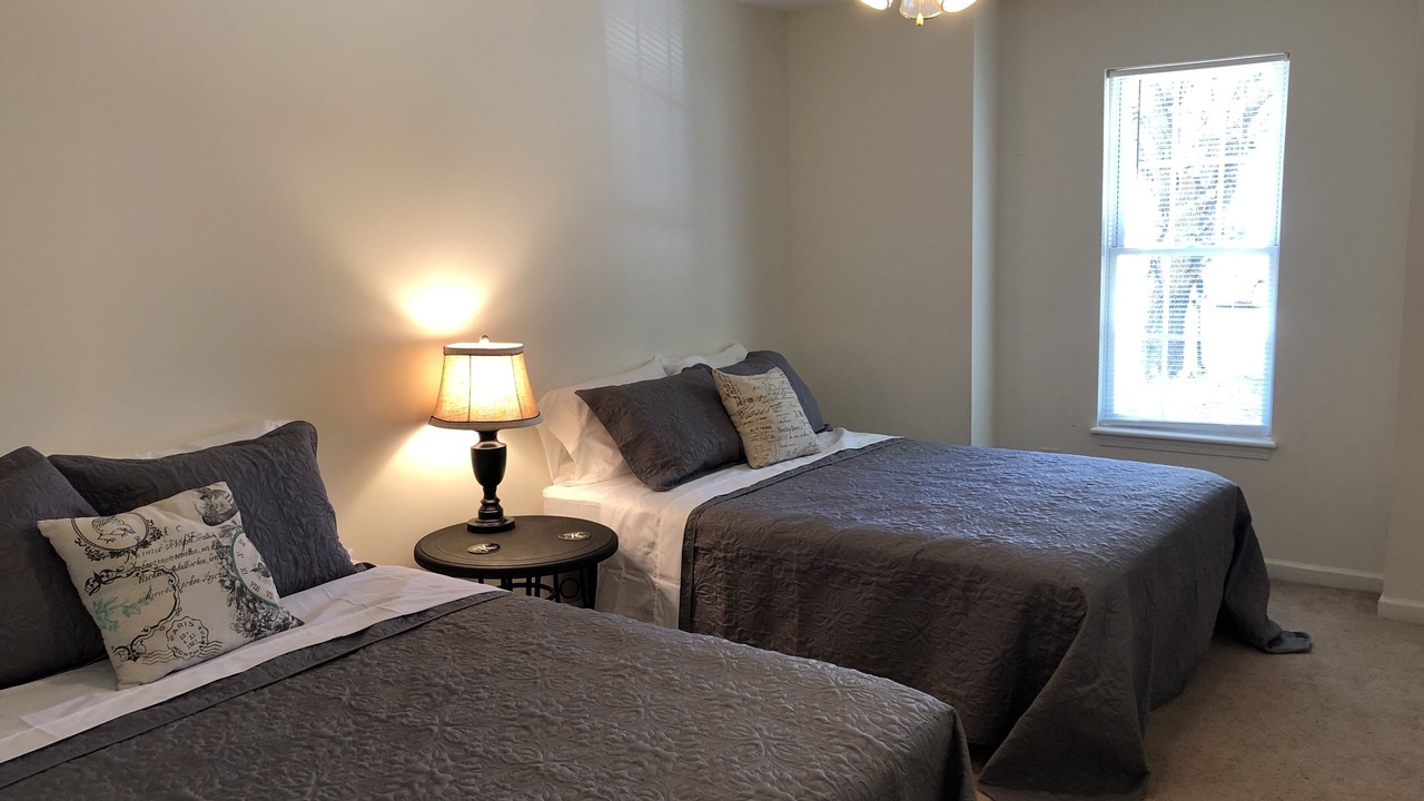 Photo of Bedroom in Central