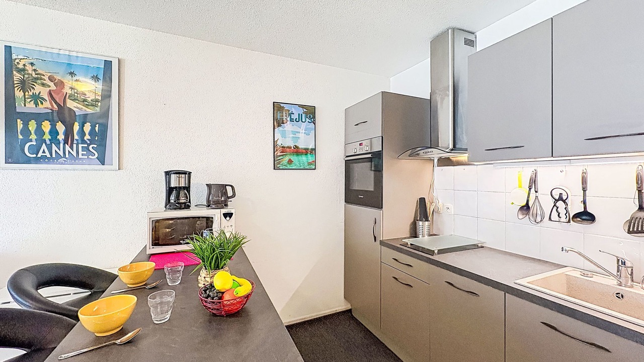 Photo of Bedroom in Saint-Aygulf