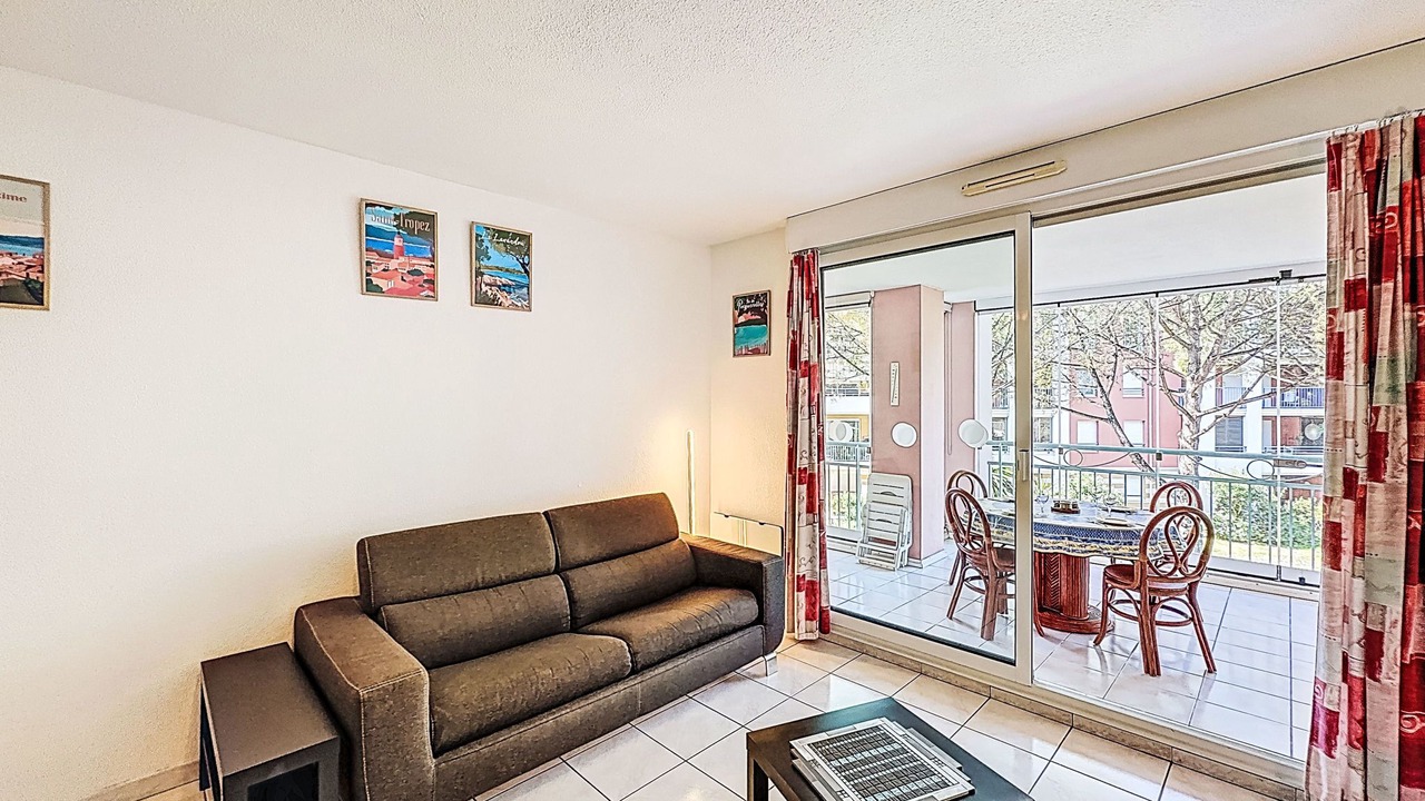 Photo of Livingroom in Saint-Aygulf