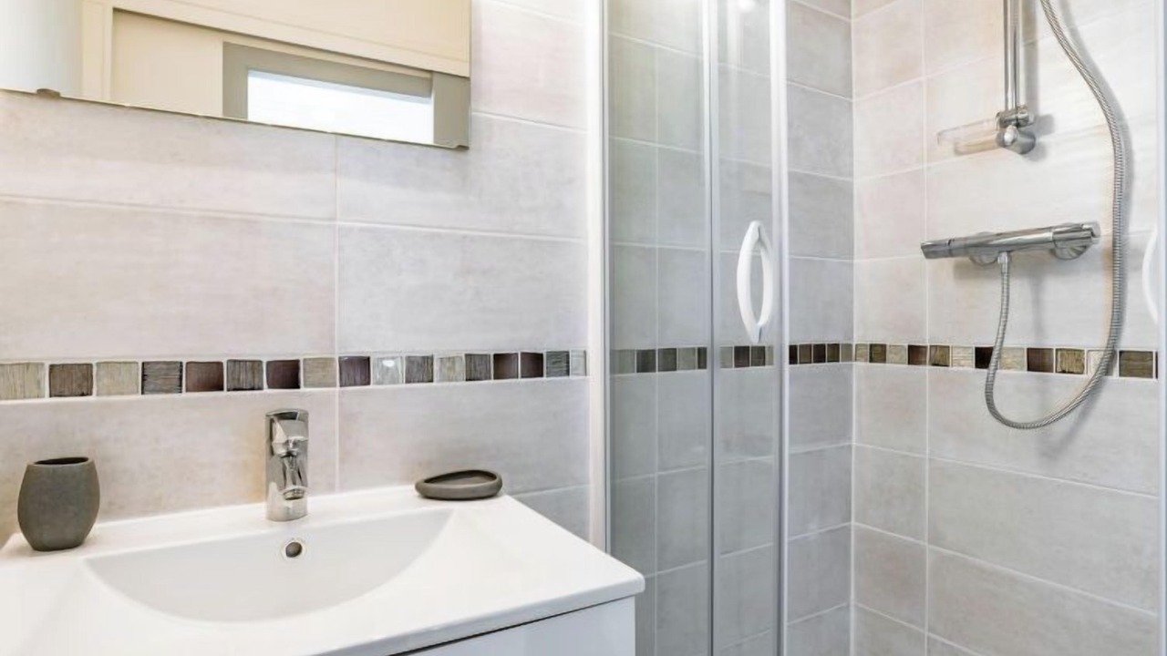 Photo of Bathroom in Carnac