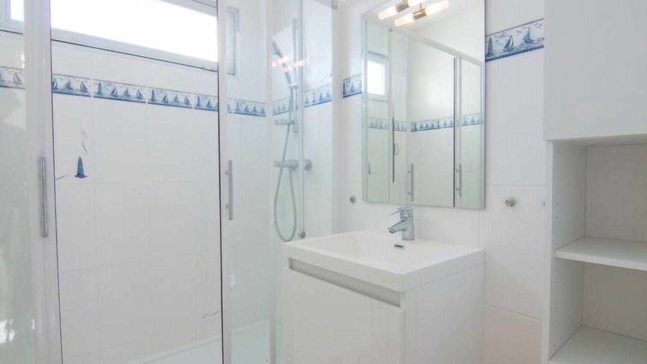 Photo of Bathroom in Saint-Palais-sur-Mer