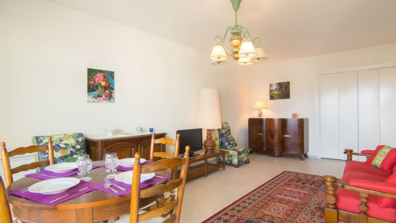 Photo of Bedroom in Saint-Palais-sur-Mer