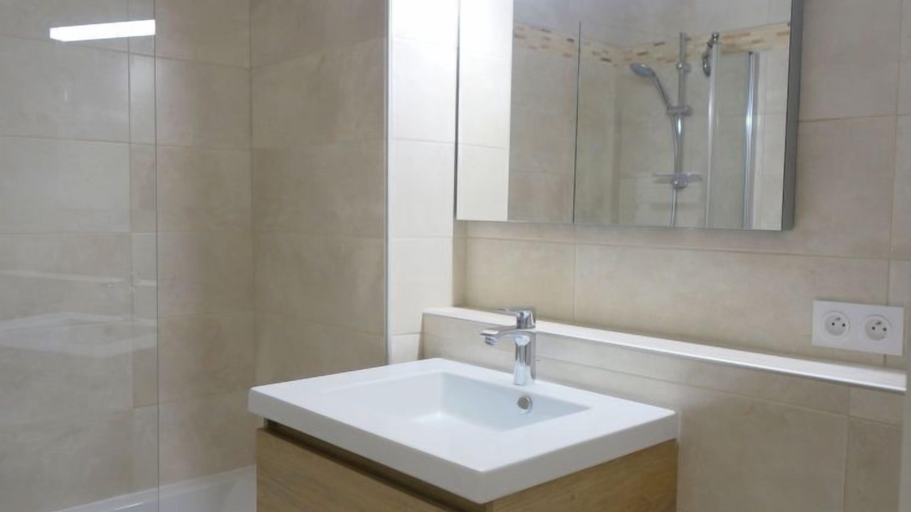 Photo of Bathroom in Carnac