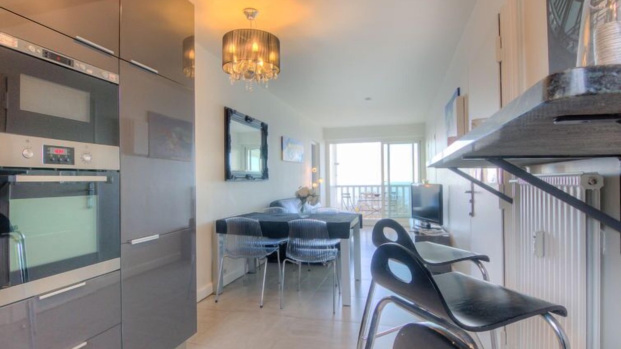 Photo of Bedroom in Trouville-sur-Mer