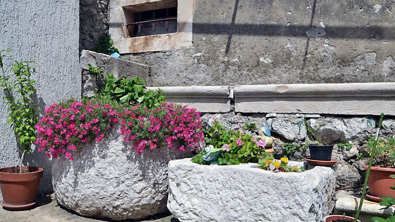 Photo of Outdoor in Brsec