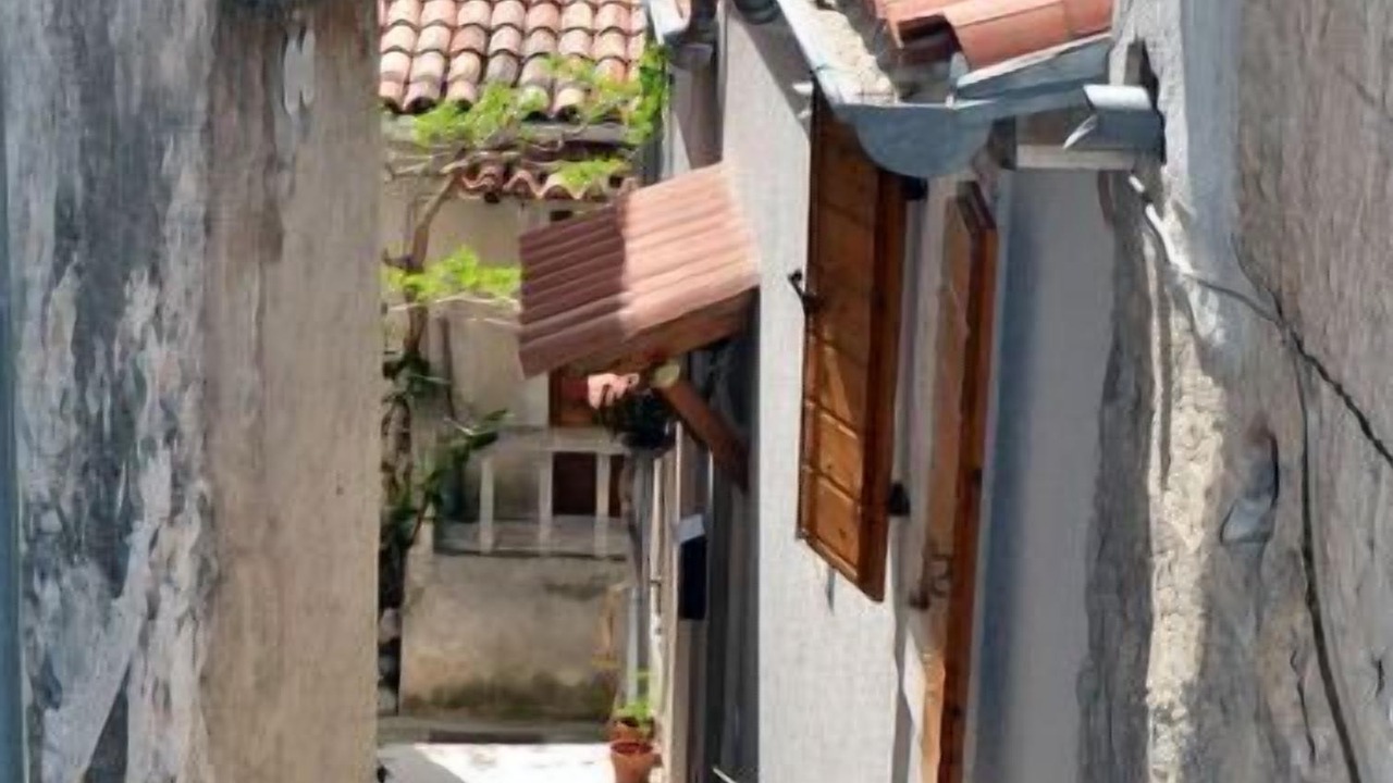 Photo of Outdoor in Brsec