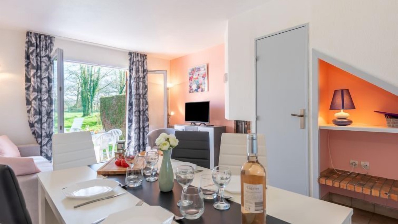 Photo of Bedroom in Ploemel