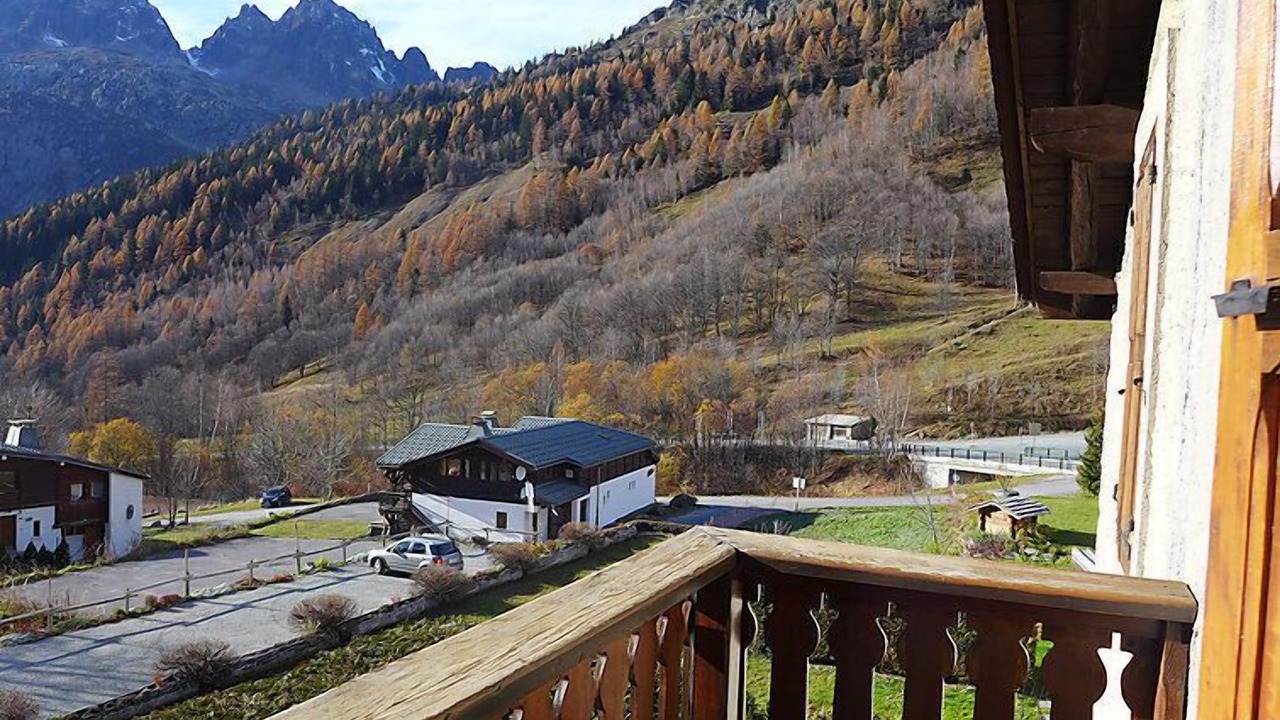 Photo of Others in Le Tour