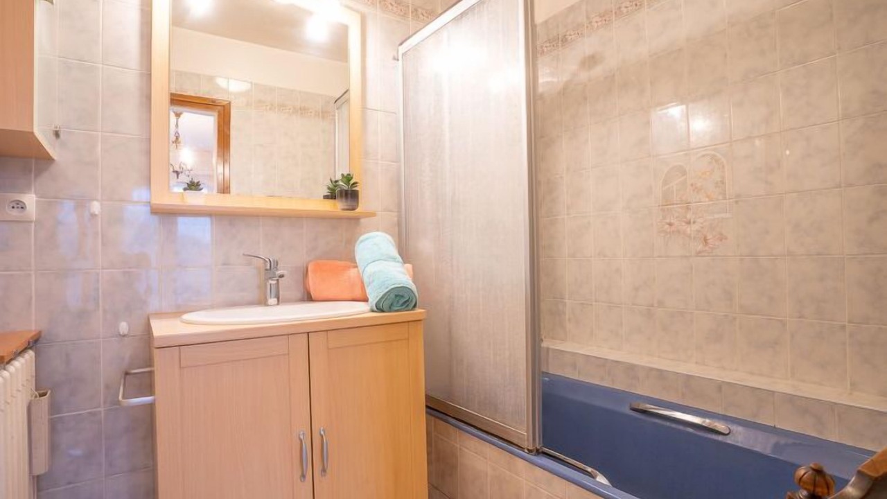 Photo of Bathroom in Saint-Servan