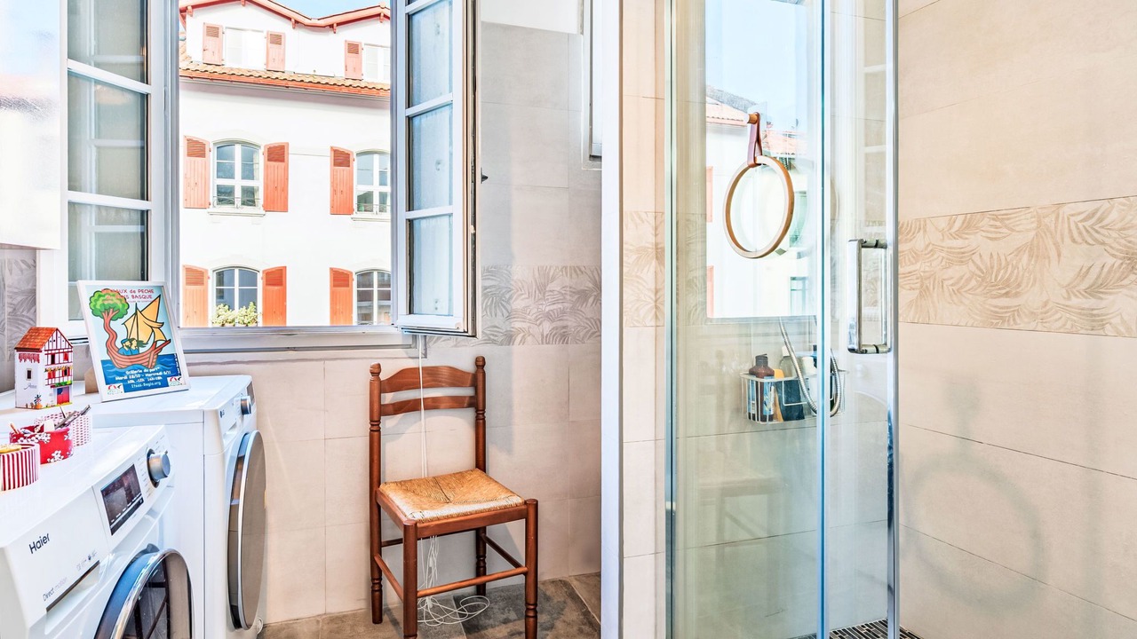 Photo of Bedroom in Saint-Jean-de-Luz City Center