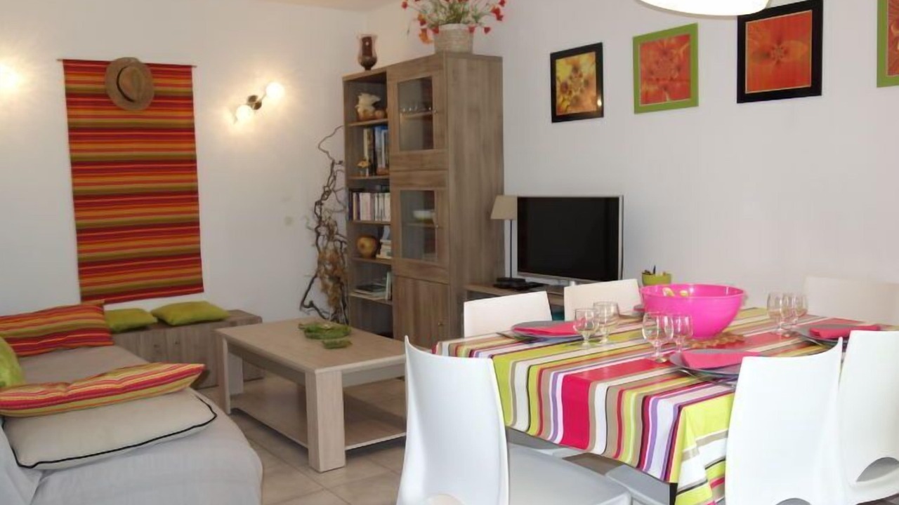 Photo of Bedroom in Saint-Cyr-sur-Mer