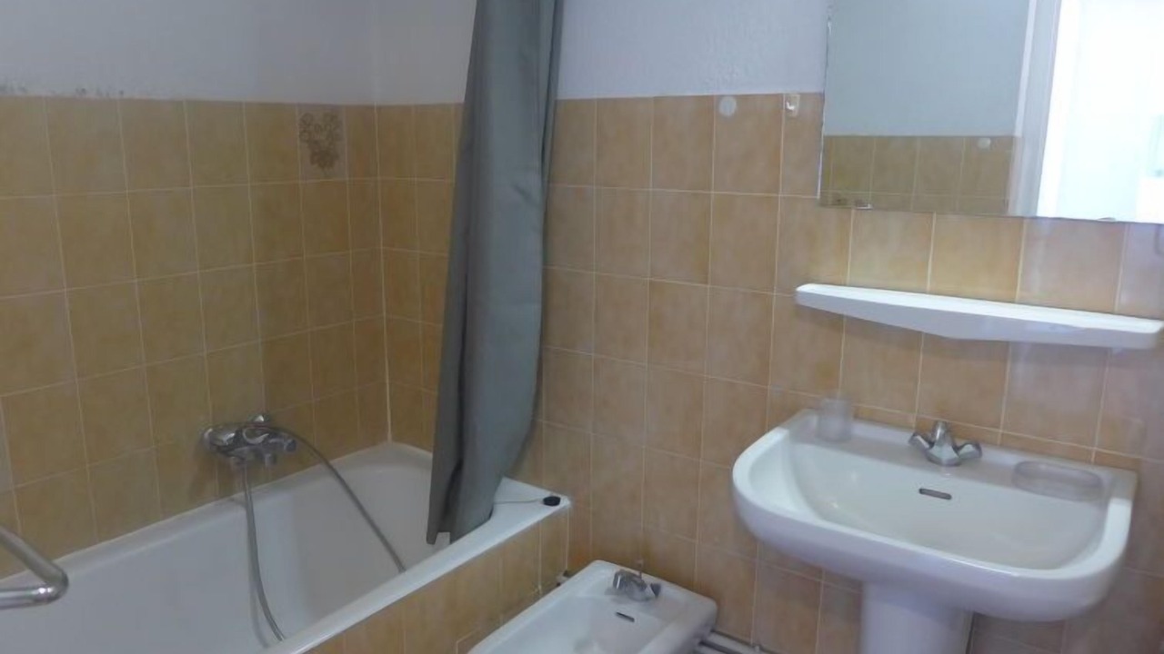 Photo of Bathroom in Le Port