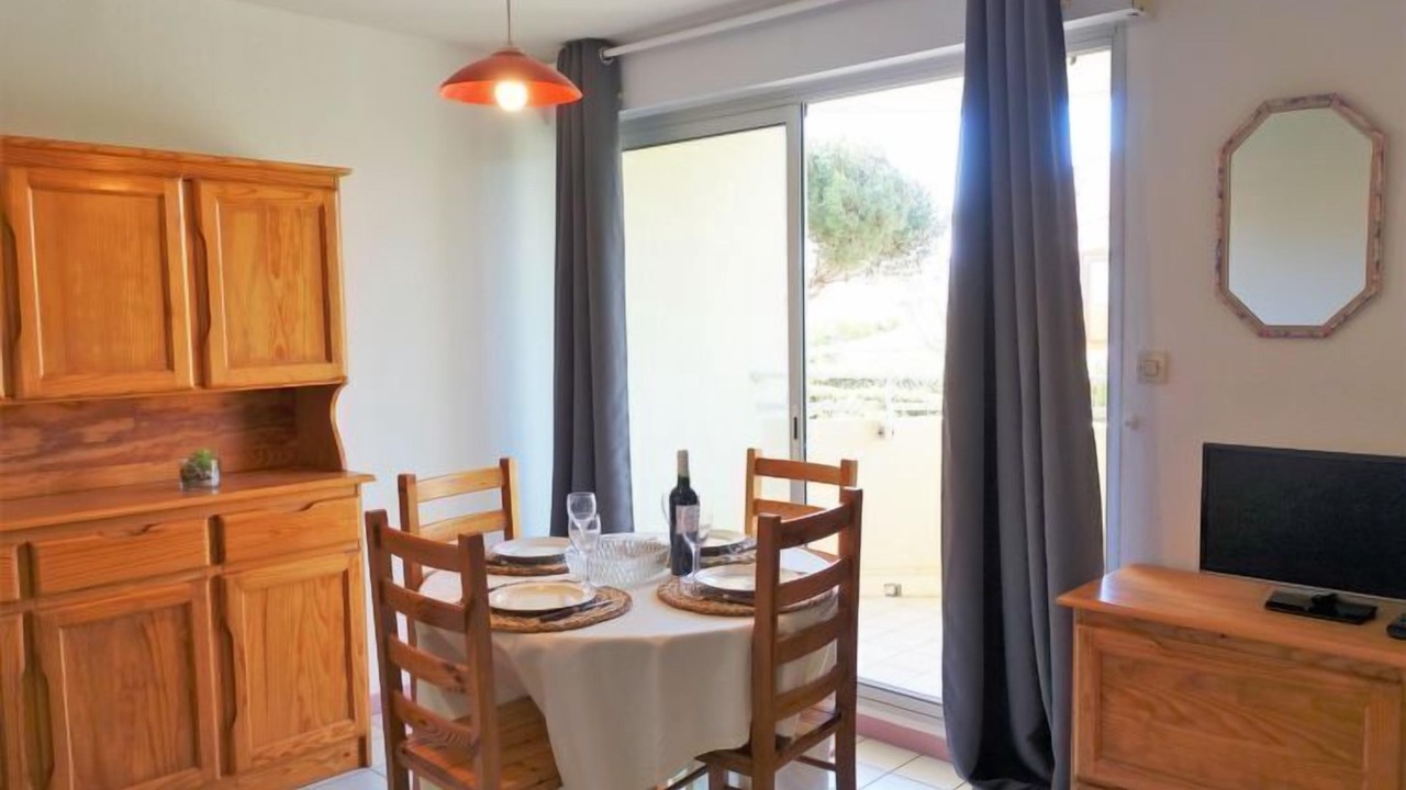 Photo of Bedroom in Narbonne-Plage