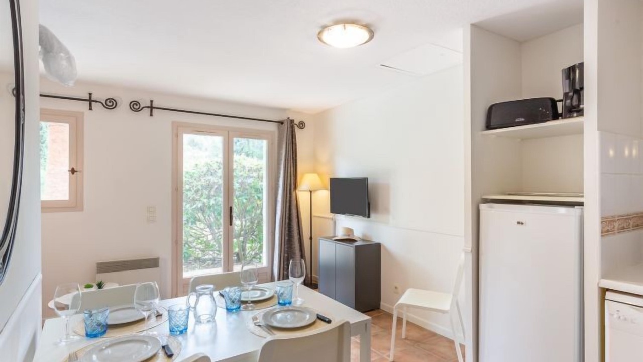 Photo of Bedroom in Cavaliere Beach