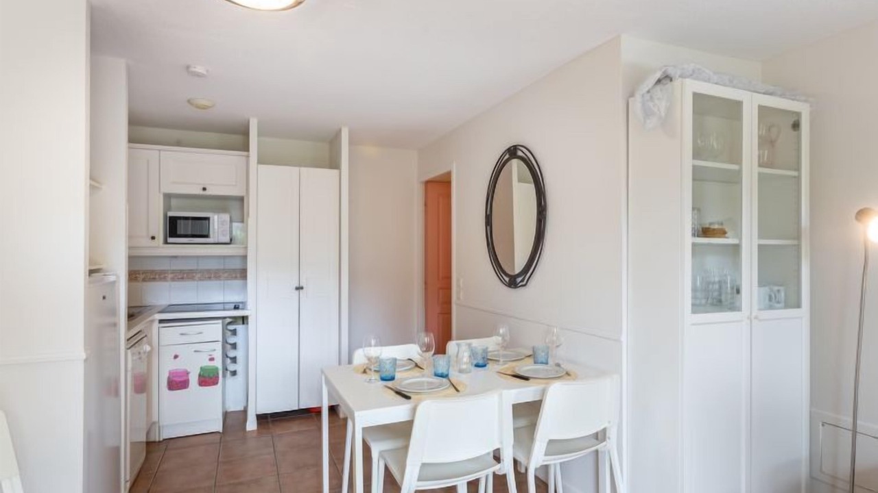 Photo of Livingroom in Cavaliere Beach