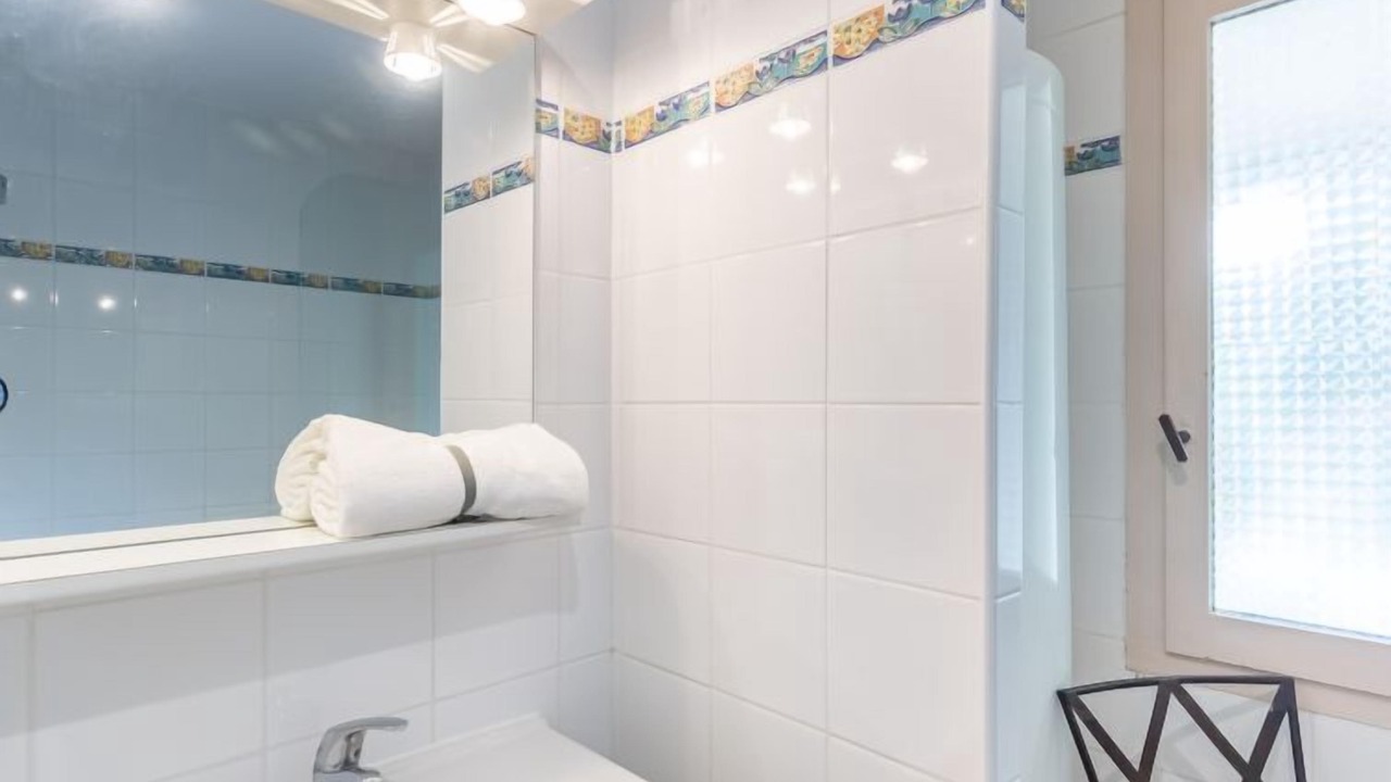 Photo of Bathroom in Cavaliere Beach