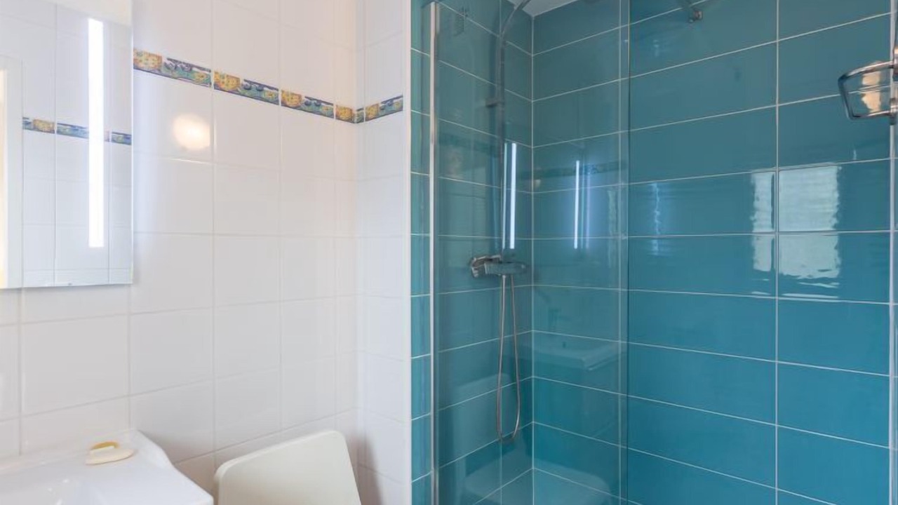 Photo of Bathroom in Cavaliere Beach