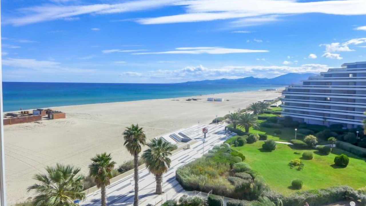 Photo of Others in La Cote Radieuse