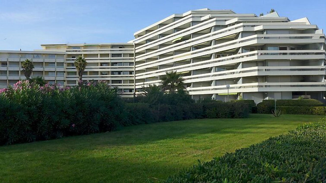 Photo of Others in La Cote Radieuse