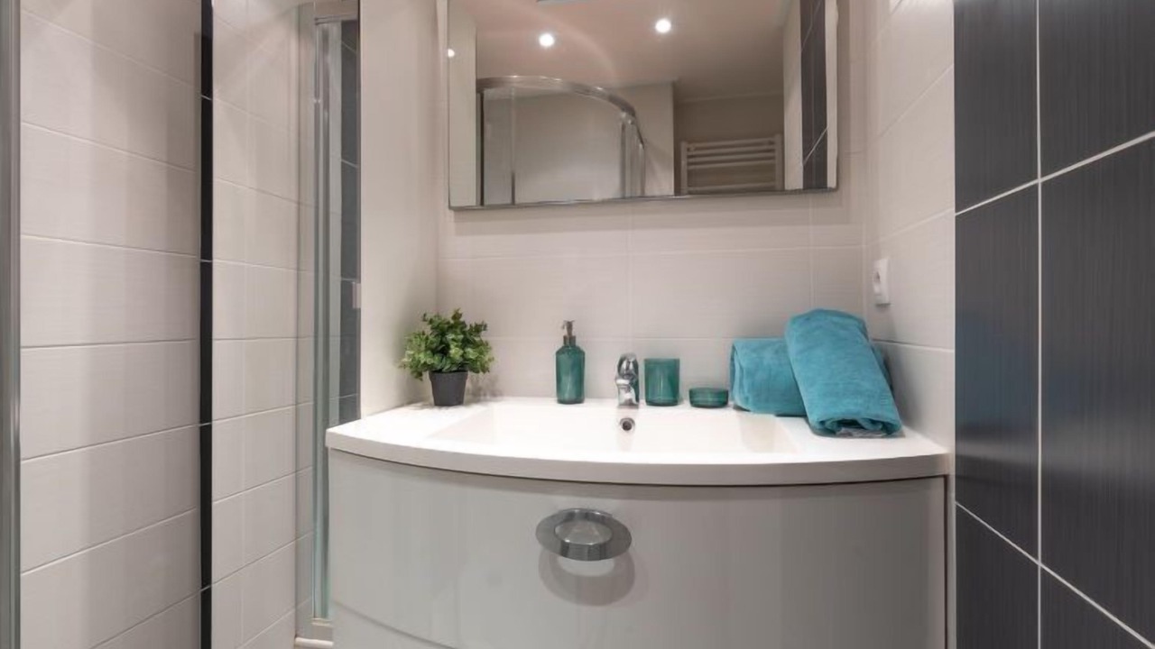 Photo of Bathroom in Le Grau-Du-Roi