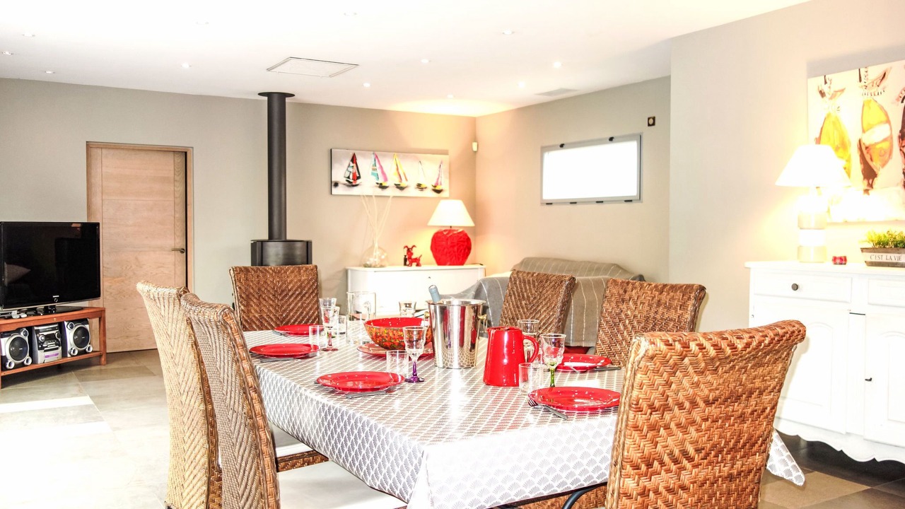 Photo of Bedroom in Saint-Genis