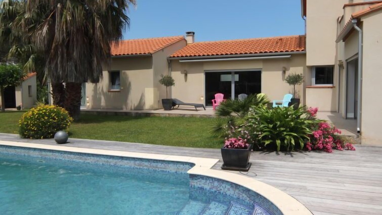 Photo of Outdoor in Saint-Genis
