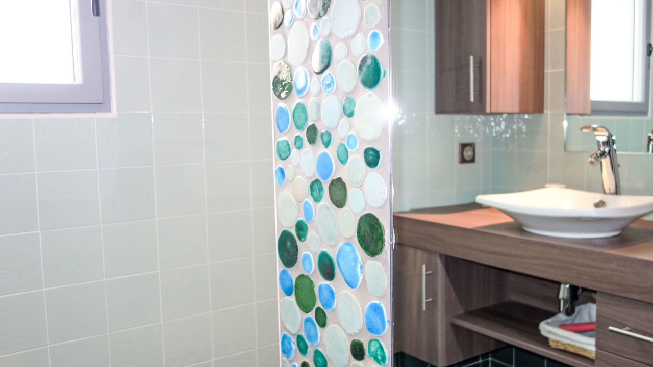 Photo of Bathroom in Saint-Genis