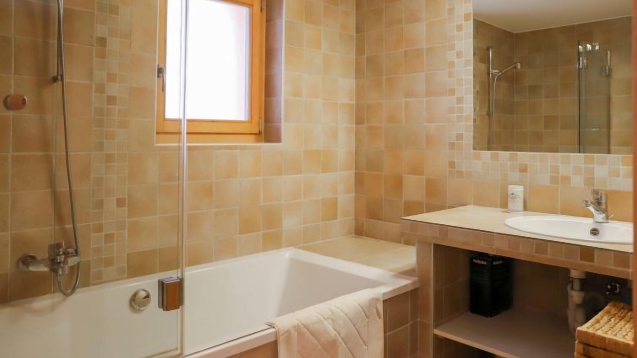 Photo of Bathroom in Saint-Pierre-de-Clages