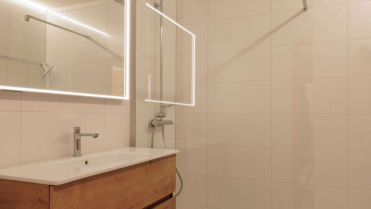 Photo of Bathroom in Saint-Pierre-de-Clages