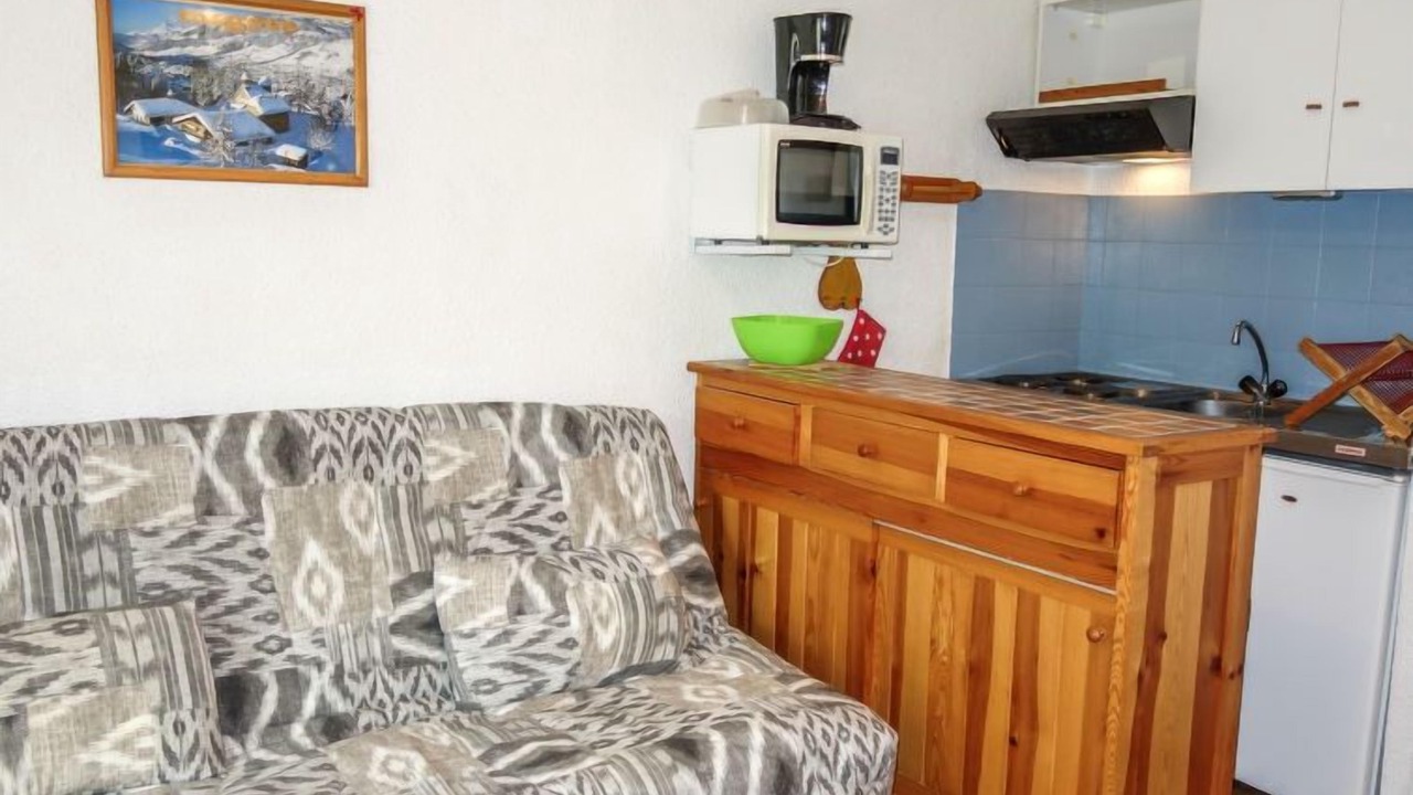 Photo of Livingroom in Demi-Quartier