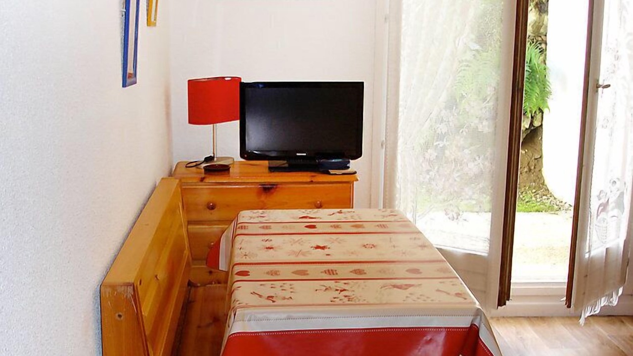 Photo of Bedroom in Demi-Quartier